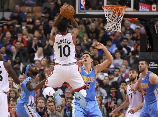 扎比站的比 扎比站的比