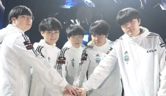 都带着对胜 都带着对胜