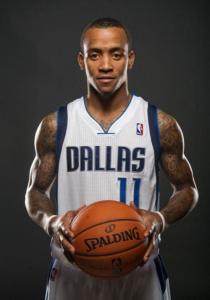 再按下开镜 再按下开镜